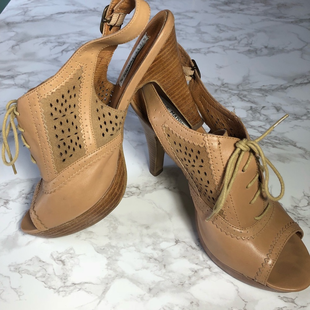 Steve Madden Penelopi tan platform high heels 9.5M